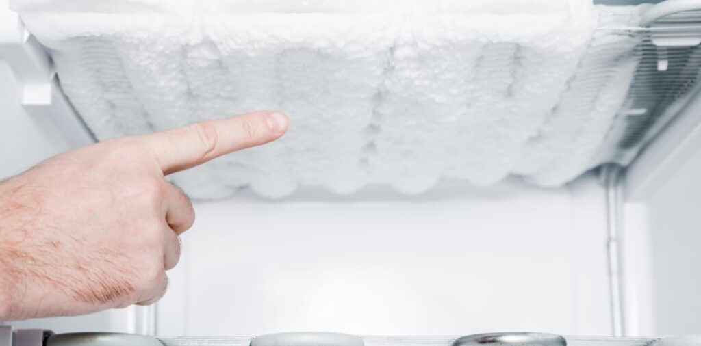 Comment dégivrer efficacement son frigo ou congélateur ? - Seerklopedia